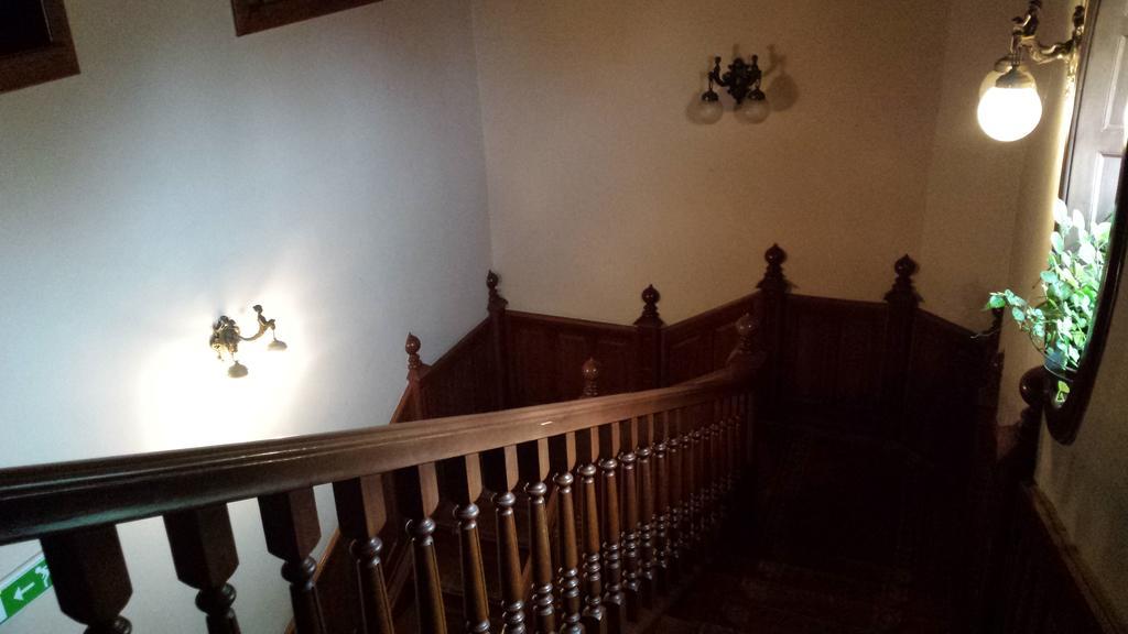 Bed and Breakfast Kocsis Panzio Es Etterem Комаром Экстерьер фото